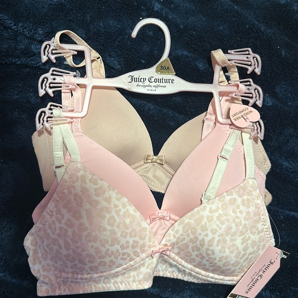 Juicy couture girls bra 30A